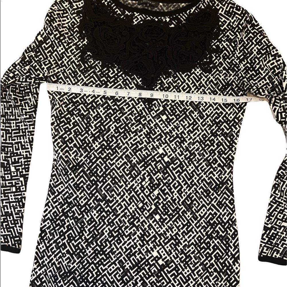 LEao GUY Black & White Patterned Sheer Lace Panel Back Fitted Sweater Dress 3 - Picture 6 of 8